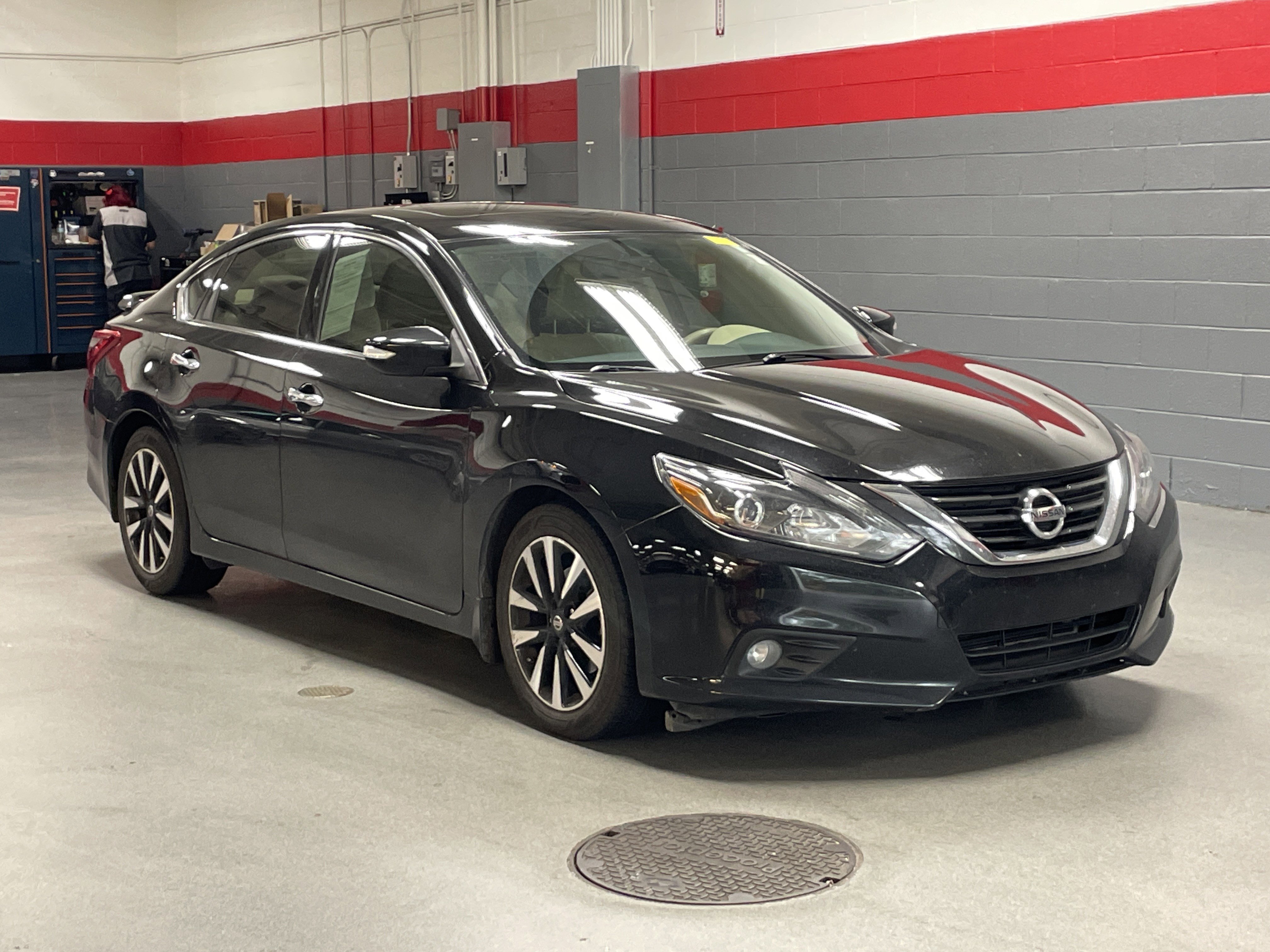 nissan altima 2018 1N4AL3AP3JC186244 image nissan altima 2018 1N4AL3AP3JC186244 image