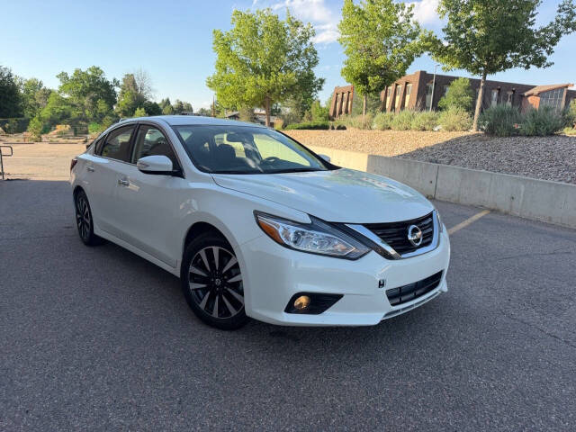 nissan altima 2018 1N4AL3AP3JC212535 image nissan altima 2018 1N4AL3AP3JC212535 image