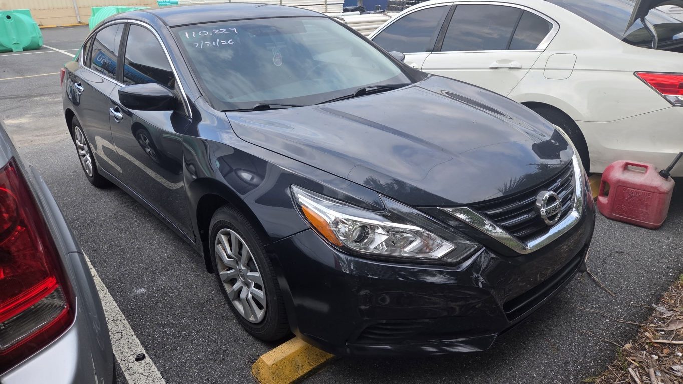 nissan altima 2018 1N4AL3AP8JC102466 image nissan altima 2018 1N4AL3AP8JC102466 image