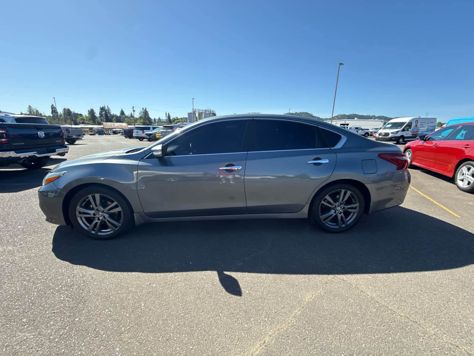 nissan altima 2018 1N4BL3AP8JC224507 image nissan altima 2018 1N4BL3AP8JC224507 image
