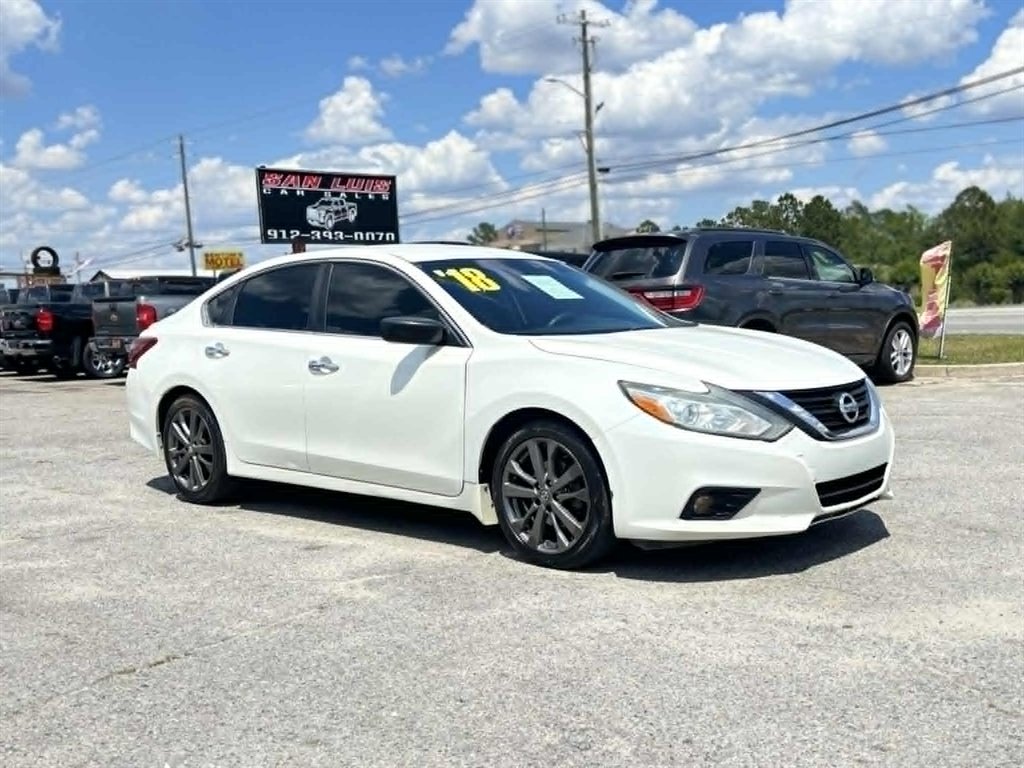 nissan altima 2018 1N4AL3APXJC150017 image nissan altima 2018 1N4AL3APXJC150017 image