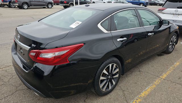 nissan altima 2018 1N4AL3AP1JC213795 image nissan altima 2018 1N4AL3AP1JC213795 image
