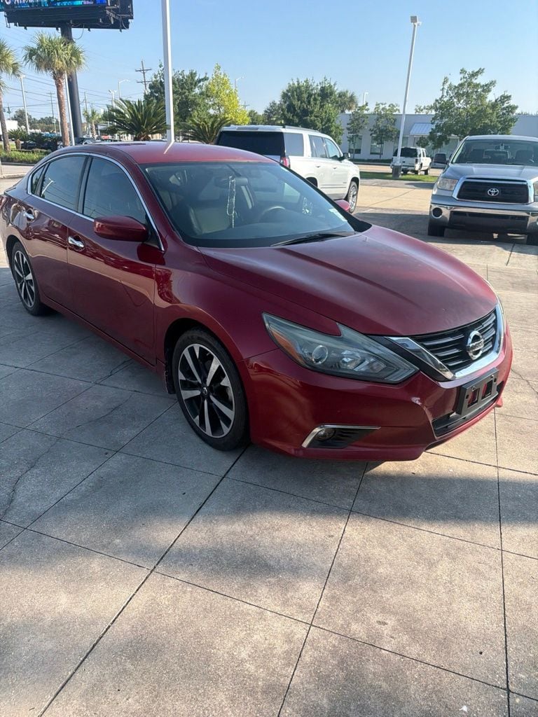 nissan altima 2018 1N4AL3AP3JC121717 image nissan altima 2018 1N4AL3AP3JC121717 image
