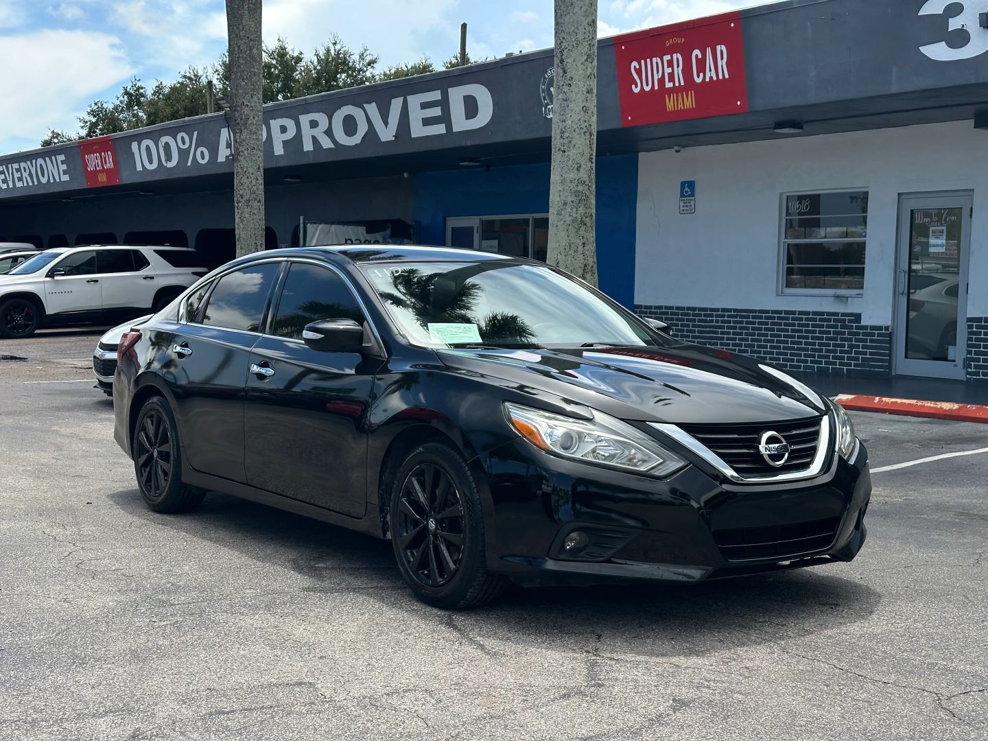 nissan altima 2018 1N4AL3APXJC247573 image nissan altima 2018 1N4AL3APXJC247573 image