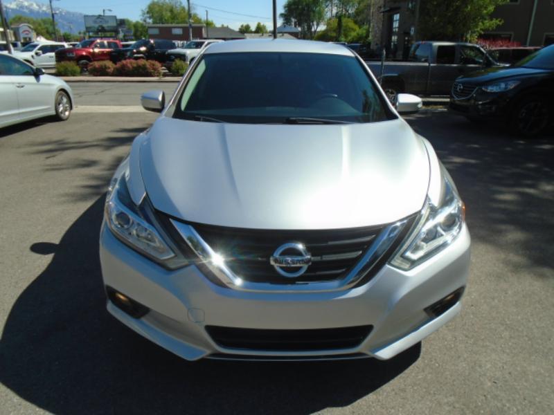 nissan altima 2018 1N4AL3AP1JC236994 image nissan altima 2018 1N4AL3AP1JC236994 image