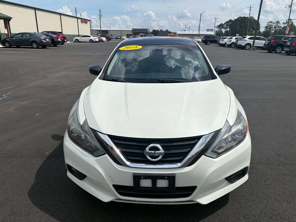 nissan altima 2018 1N4AL3AP2JC140114 image nissan altima 2018 1N4AL3AP2JC140114 image