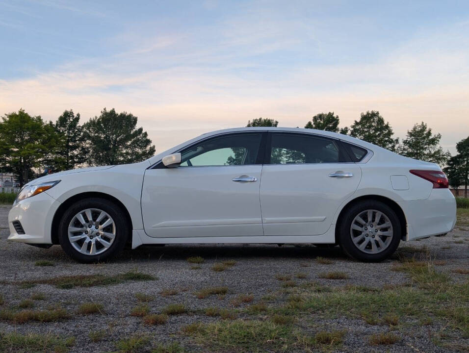 nissan altima 2018 1N4AL3AP4JC230171 image nissan altima 2018 1N4AL3AP4JC230171 image