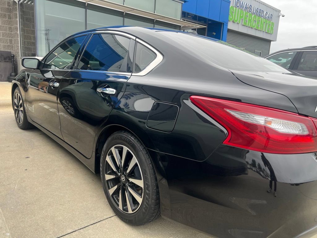 nissan altima 2018 1N4AL3AP7JC246560 image nissan altima 2018 1N4AL3AP7JC246560 image