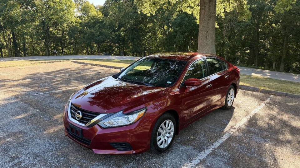 nissan altima 2018 1N4AL3APXJC232510 image nissan altima 2018 1N4AL3APXJC232510 image