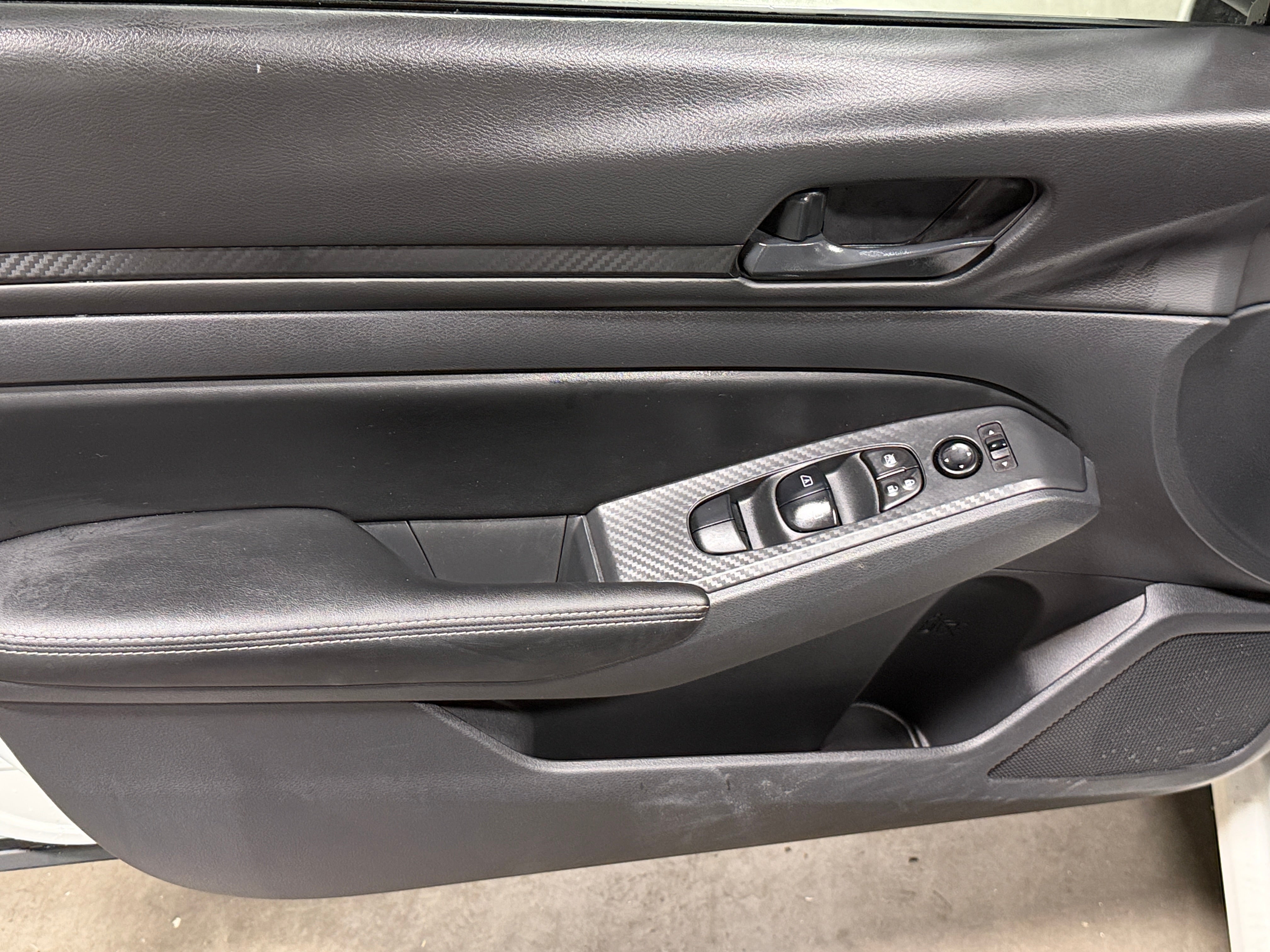nissan altima 2026 1N4BL4DW5TN320255 image nissan altima 2026 1N4BL4DW5TN320255 image