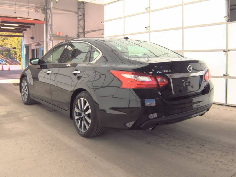 nissan altima 2017 1N4AL3AP0HC120065 image nissan altima 2017 1N4AL3AP0HC120065 image
