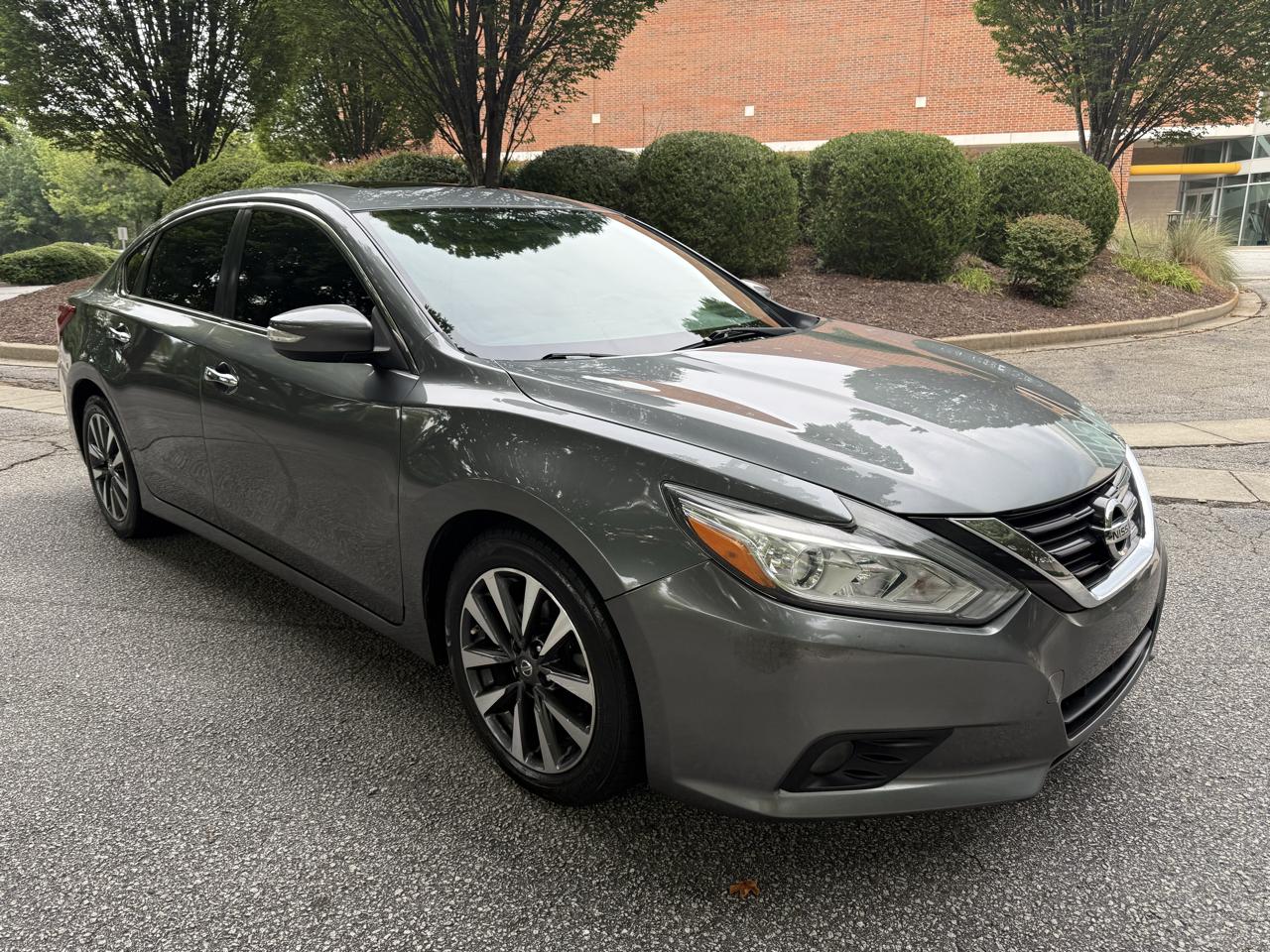 nissan altima 2017 1N4AL3AP7HC208398 image nissan altima 2017 1N4AL3AP7HC208398 image