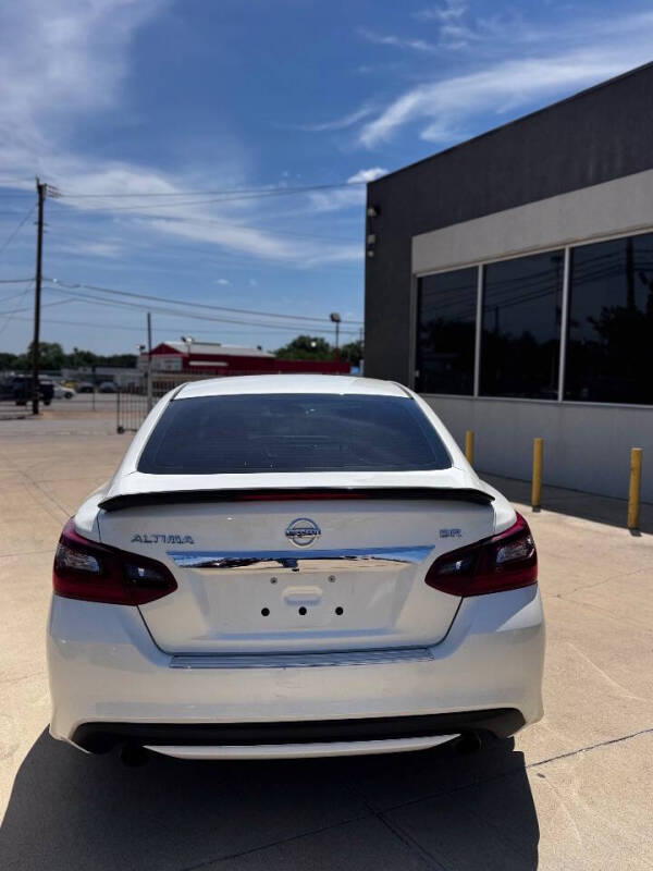 nissan altima 2017 1N4AL3AP2HC241969 image nissan altima 2017 1N4AL3AP2HC241969 image