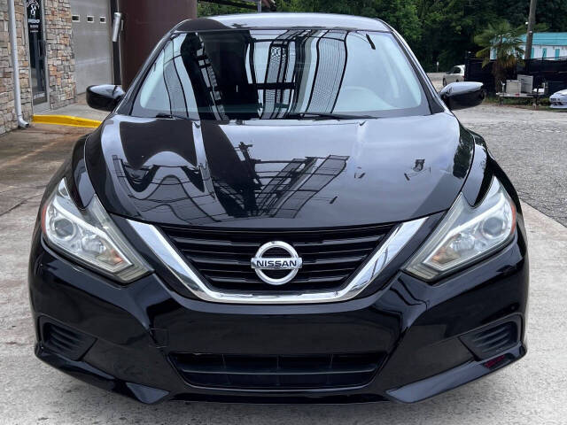 nissan altima 2017 1N4AL3AP2HC479594 image nissan altima 2017 1N4AL3AP2HC479594 image