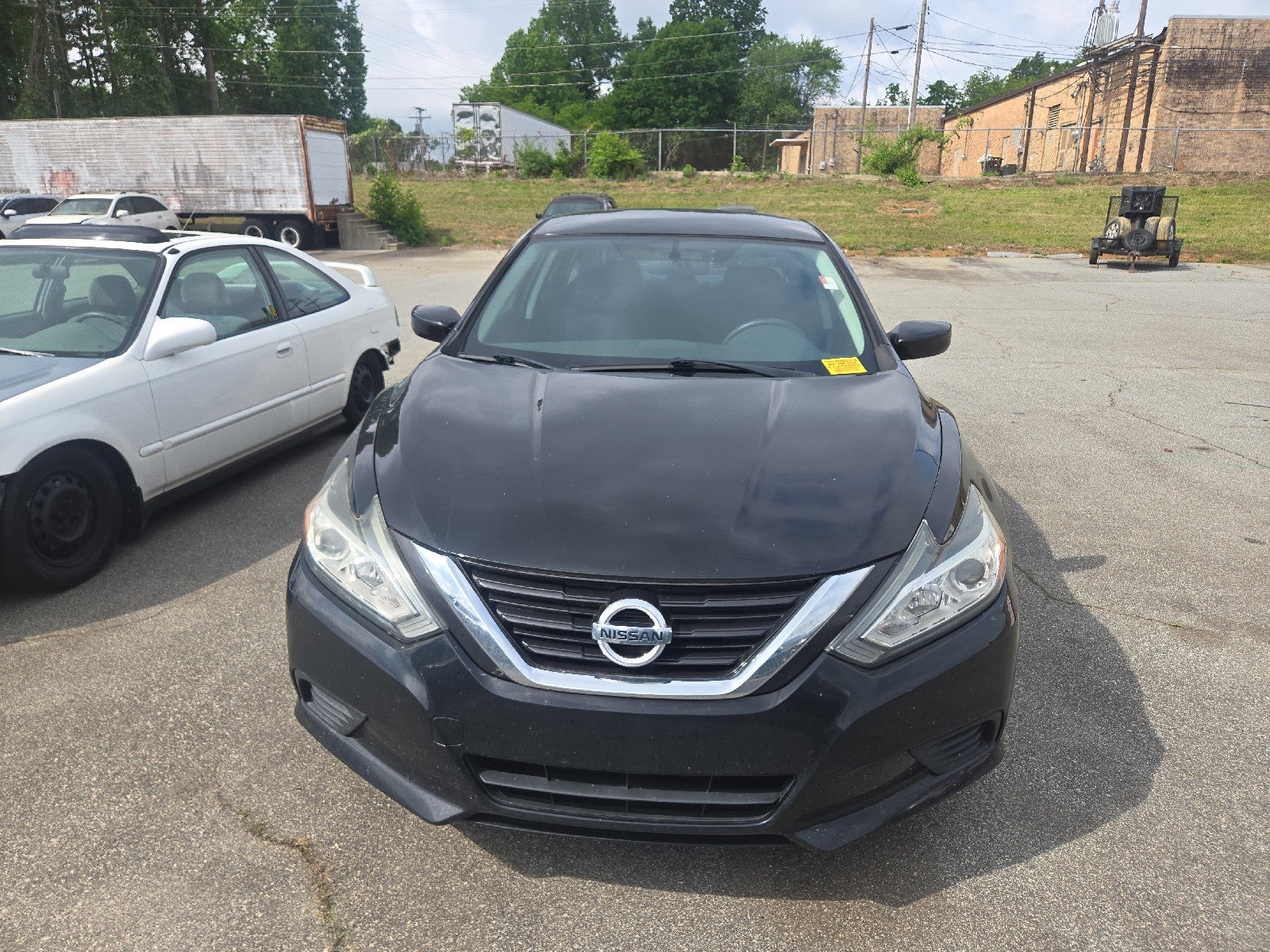 nissan altima 2017 1N4AL3AP4HC224686 image nissan altima 2017 1N4AL3AP4HC224686 image