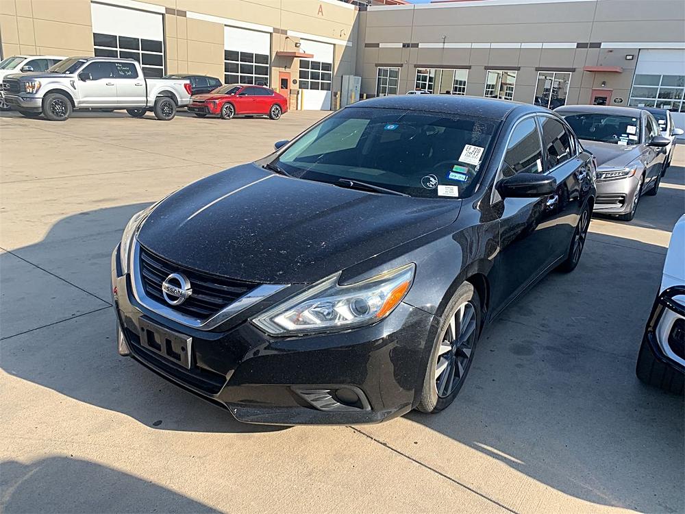 nissan altima 2017 1N4AL3AP6HC242588 image nissan altima 2017 1N4AL3AP6HC242588 image