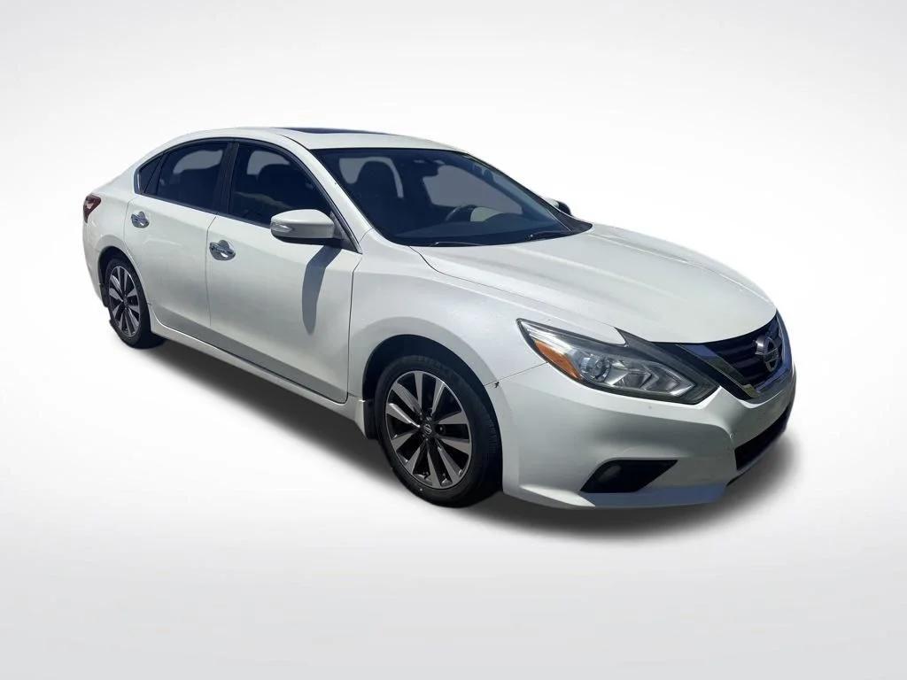 nissan altima 2017 1N4AL3AP8HC160376 image nissan altima 2017 1N4AL3AP8HC160376 image