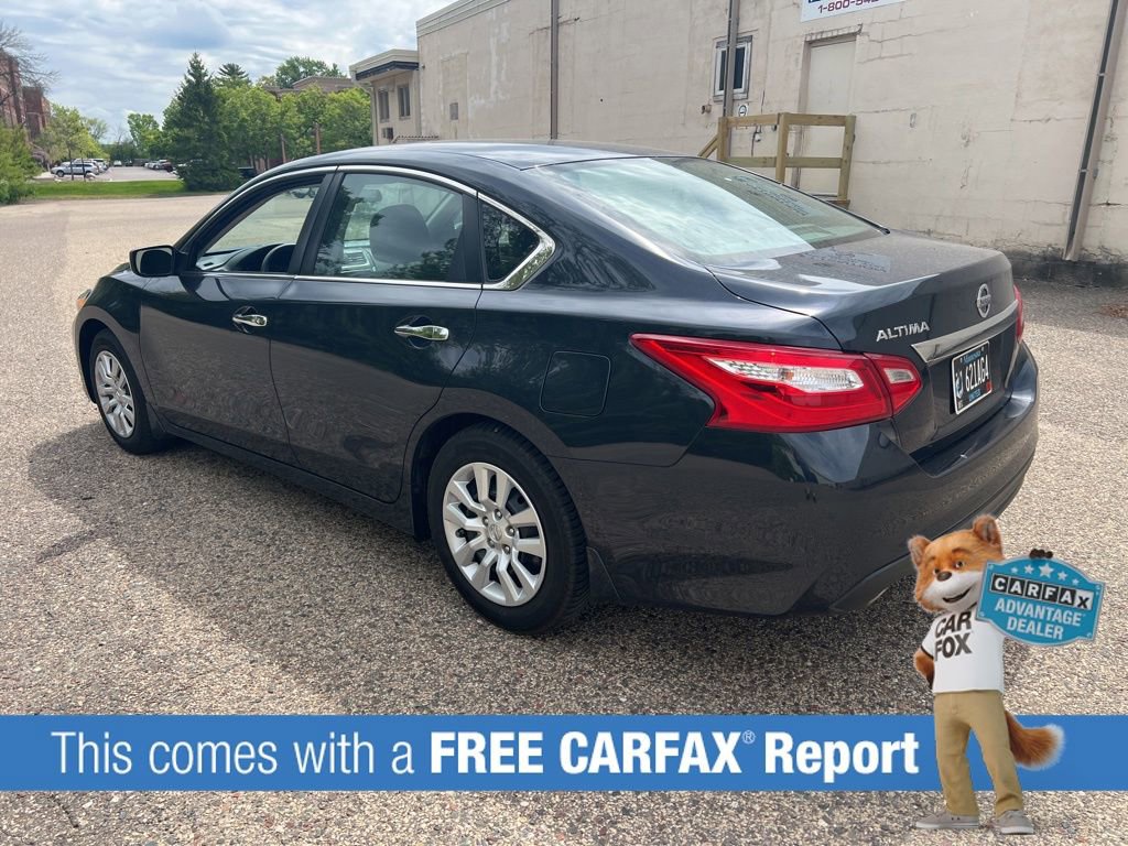 nissan altima 2017 1N4AL3AP4HC499507 image nissan altima 2017 1N4AL3AP4HC499507 image