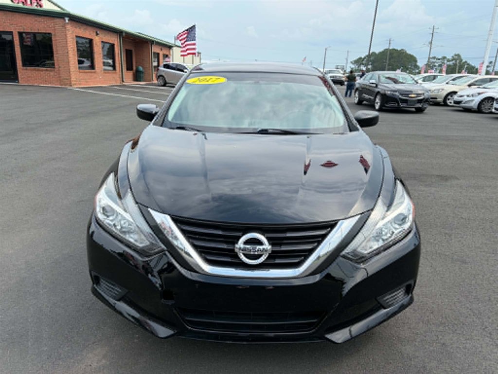 nissan altima 2017 1N4AL3AP6HC127232 image nissan altima 2017 1N4AL3AP6HC127232 image