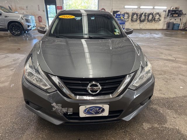 nissan altima 2017 1N4AL3AP5HC474681 image nissan altima 2017 1N4AL3AP5HC474681 image