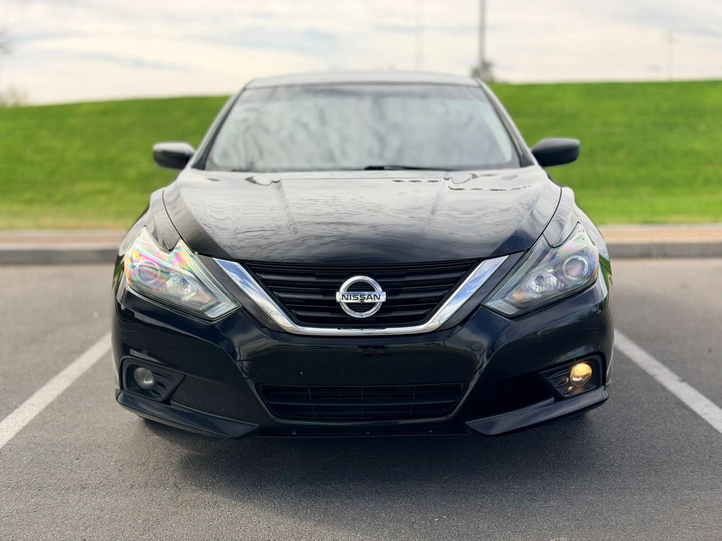 nissan altima 2017 1N4AL3AP5HC108381 image nissan altima 2017 1N4AL3AP5HC108381 image