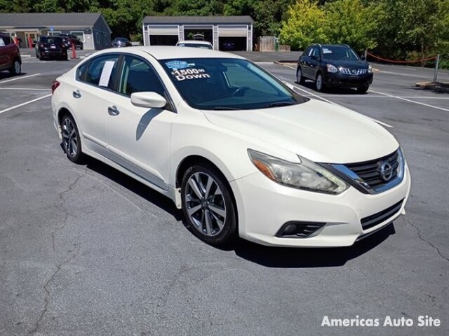 nissan altima 2017 1N4AL3AP8HC112490 image nissan altima 2017 1N4AL3AP8HC112490 image