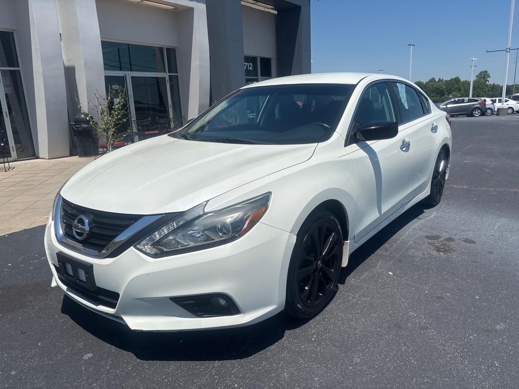 nissan altima 2017 1N4AL3AP7HC495130 image nissan altima 2017 1N4AL3AP7HC495130 image
