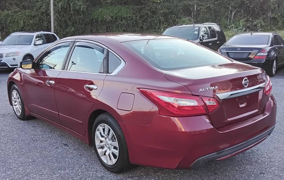 nissan altima 2017 1N4AL3AP4HC130856 image nissan altima 2017 1N4AL3AP4HC130856 image