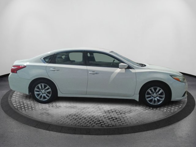 nissan altima 2017 1N4AL3AP1HC297627 image nissan altima 2017 1N4AL3AP1HC297627 image