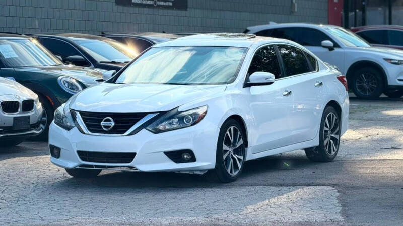 nissan altima 2017 1N4BL3AP2HC113204 image nissan altima 2017 1N4BL3AP2HC113204 image