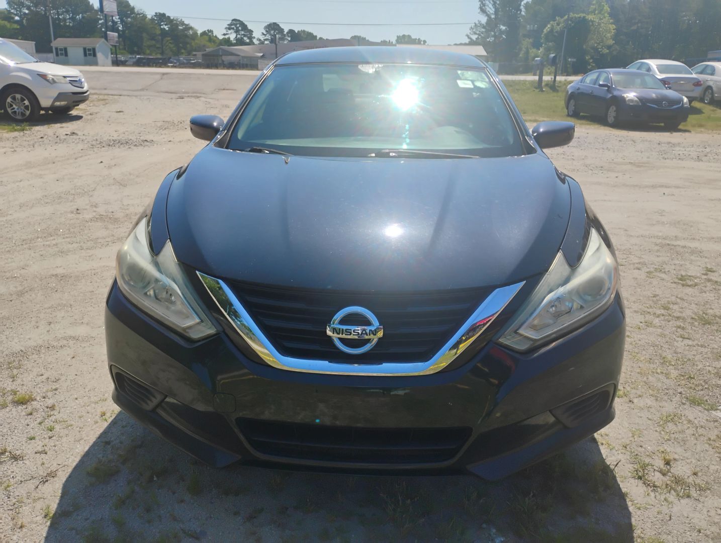 nissan altima 2017 1N4AL3AP9HC225543 image nissan altima 2017 1N4AL3AP9HC225543 image
