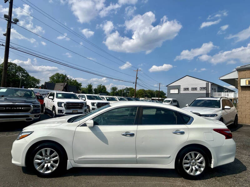 nissan altima 2017 1N4AL3AP6HC230599 image nissan altima 2017 1N4AL3AP6HC230599 image