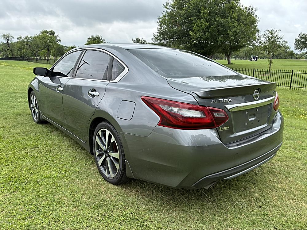 nissan altima 2017 1N4AL3APXHC940136 image nissan altima 2017 1N4AL3APXHC940136 image