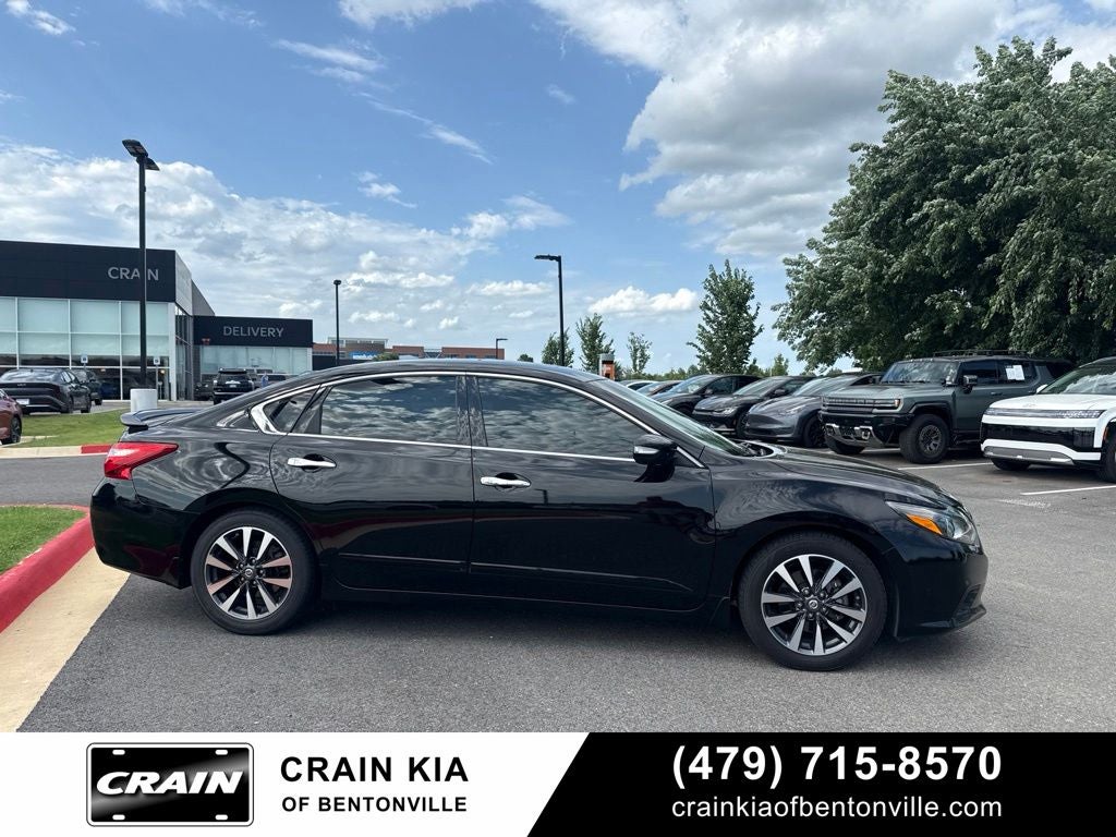 nissan altima 2017 1N4AL3AP4HC201439 image nissan altima 2017 1N4AL3AP4HC201439 image