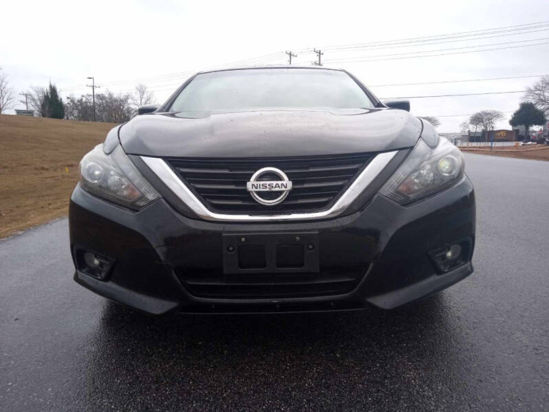 nissan altima 2017 1N4AL3AP1HC202452 image nissan altima 2017 1N4AL3AP1HC202452 image