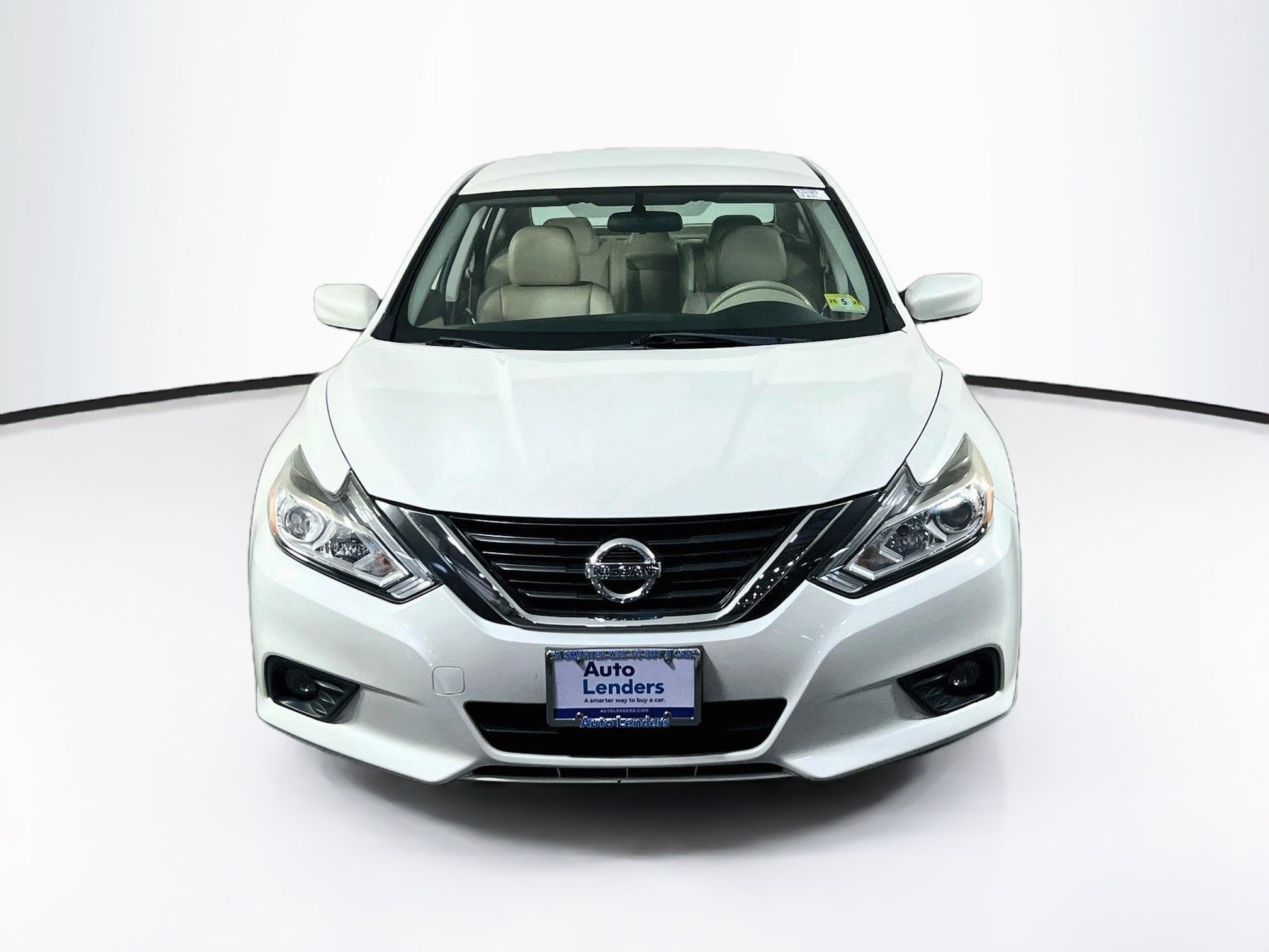 nissan altima 2017 1N4AL3AP4HC221089 image nissan altima 2017 1N4AL3AP4HC221089 image