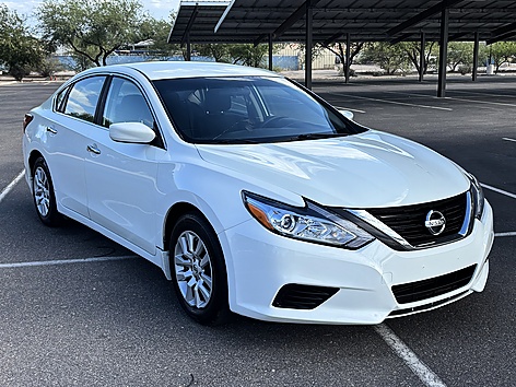nissan altima 2017 1N4AL3AP0HC472823 image nissan altima 2017 1N4AL3AP0HC472823 image