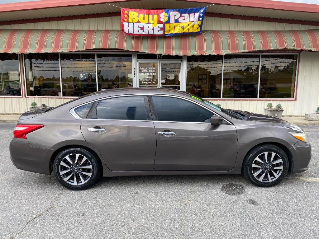 nissan altima 2017 1N4AL3APXHC120851 image nissan altima 2017 1N4AL3APXHC120851 image