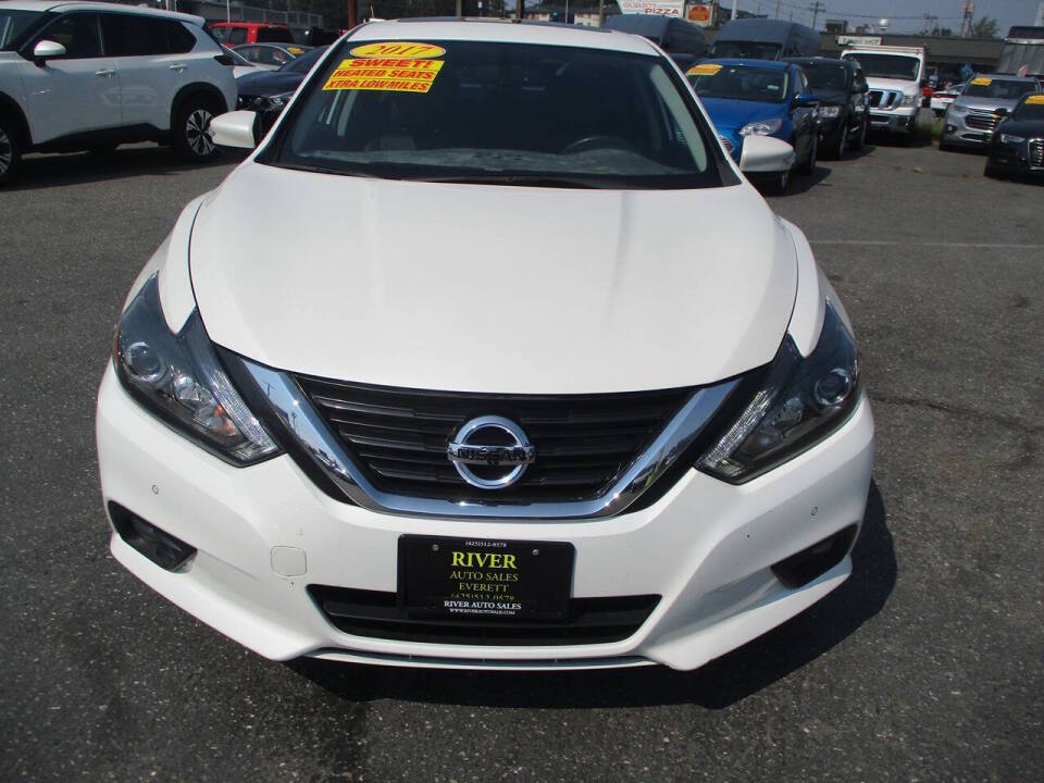 nissan altima 2017 1N4AL3AP9HC258915 image nissan altima 2017 1N4AL3AP9HC258915 image
