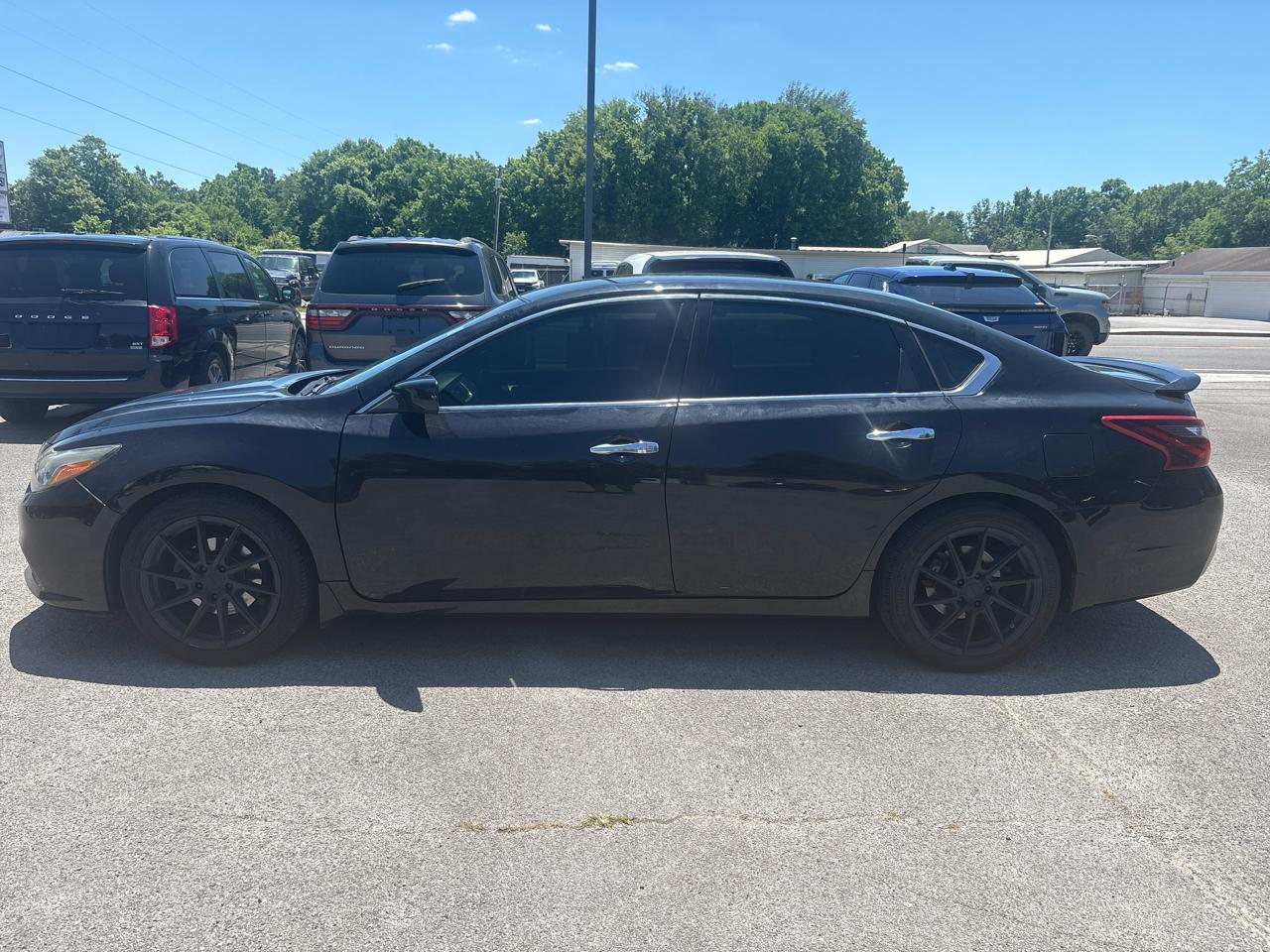 nissan altima 2017 1N4AL3AP1HC499514 image nissan altima 2017 1N4AL3AP1HC499514 image