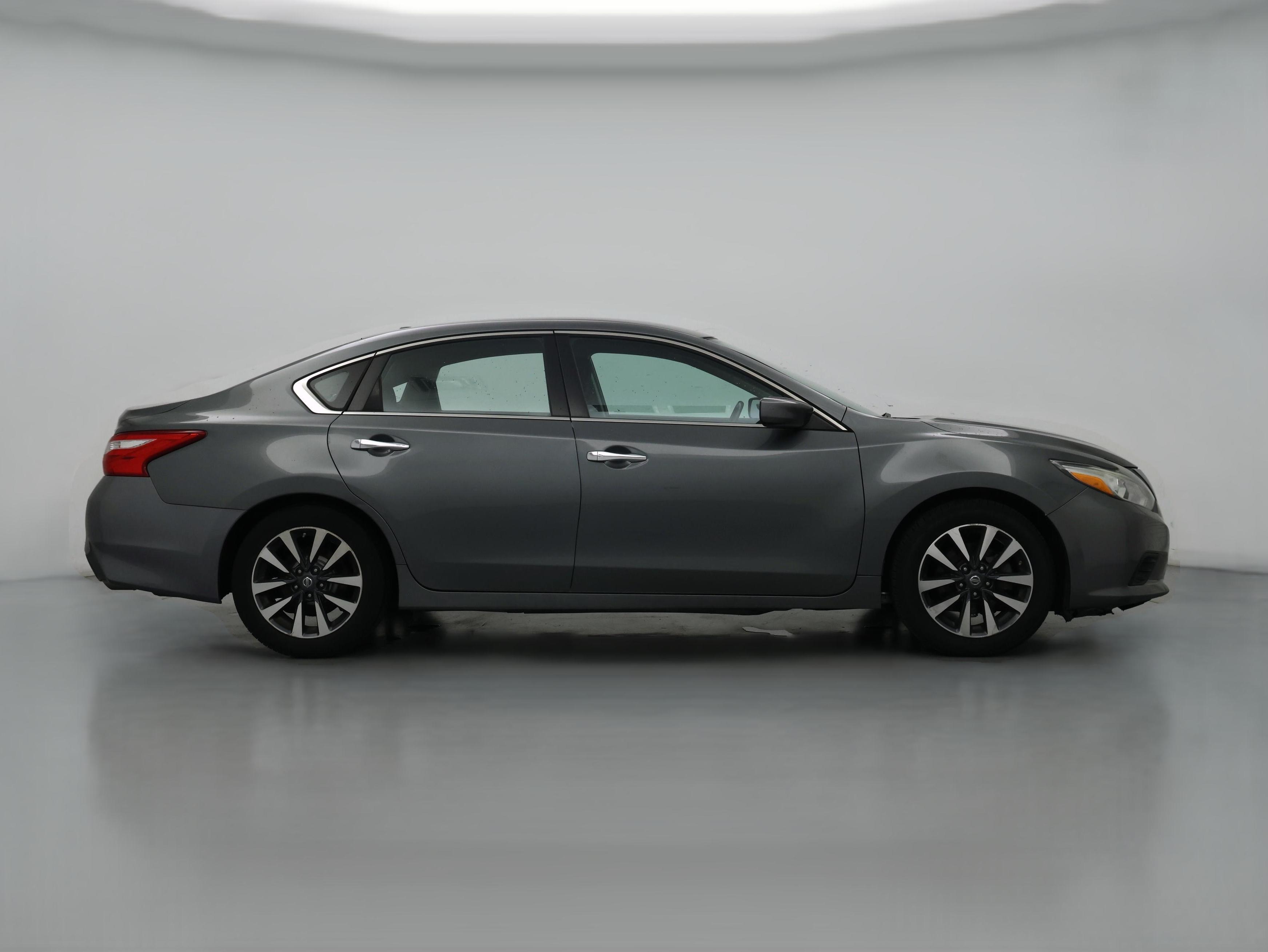 nissan altima 2017 1N4AL3AP5HC192699 image nissan altima 2017 1N4AL3AP5HC192699 image