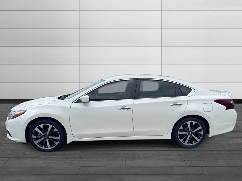 nissan altima 2017 1N4AL3AP9HC488762 image nissan altima 2017 1N4AL3AP9HC488762 image