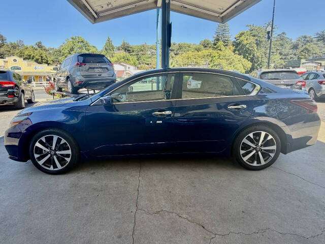 nissan altima 2017 1N4AL3AP5HC297677 image nissan altima 2017 1N4AL3AP5HC297677 image
