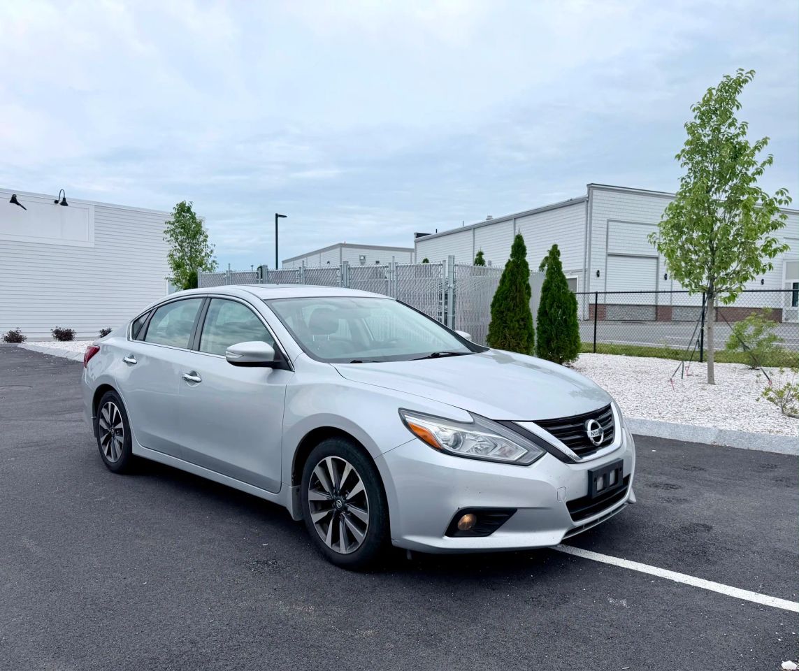 nissan altima 2017 1N4AL3AP7HC475217 image nissan altima 2017 1N4AL3AP7HC475217 image