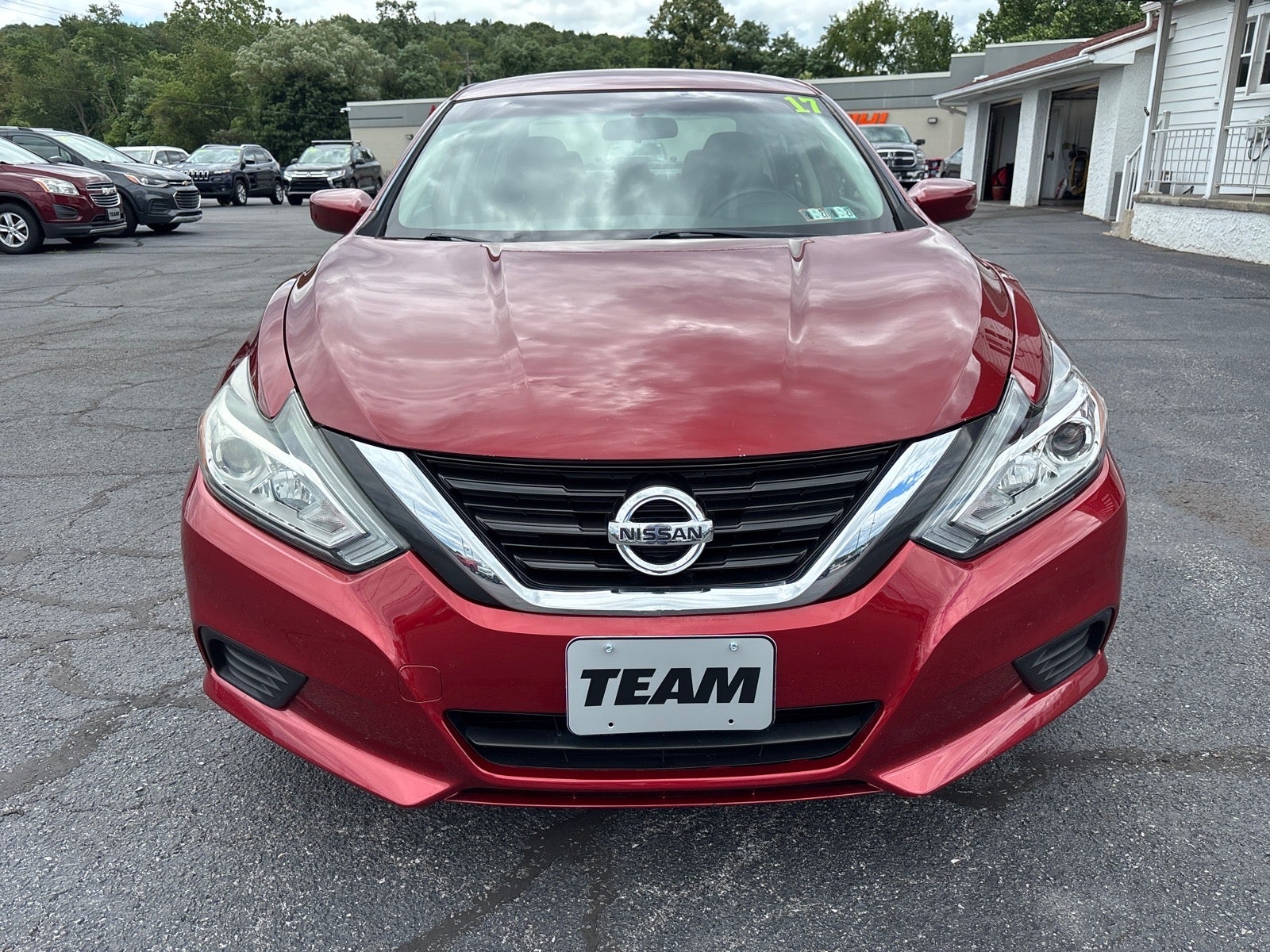 nissan altima 2017 1N4AL3APXHC201266 image nissan altima 2017 1N4AL3APXHC201266 image