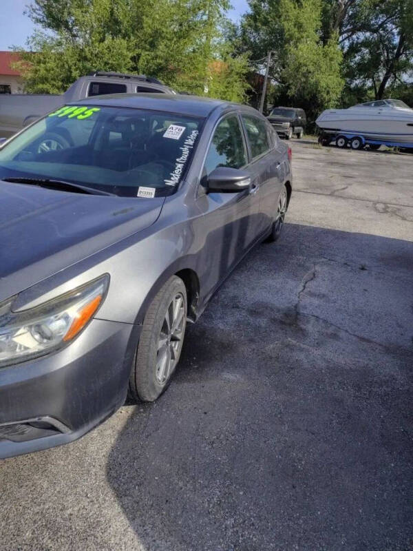 nissan altima 2017 1N4AL3AP0HC245549 image nissan altima 2017 1N4AL3AP0HC245549 image