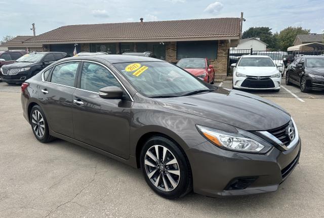 nissan altima 2017 1N4AL3AP7HC212080 image nissan altima 2017 1N4AL3AP7HC212080 image