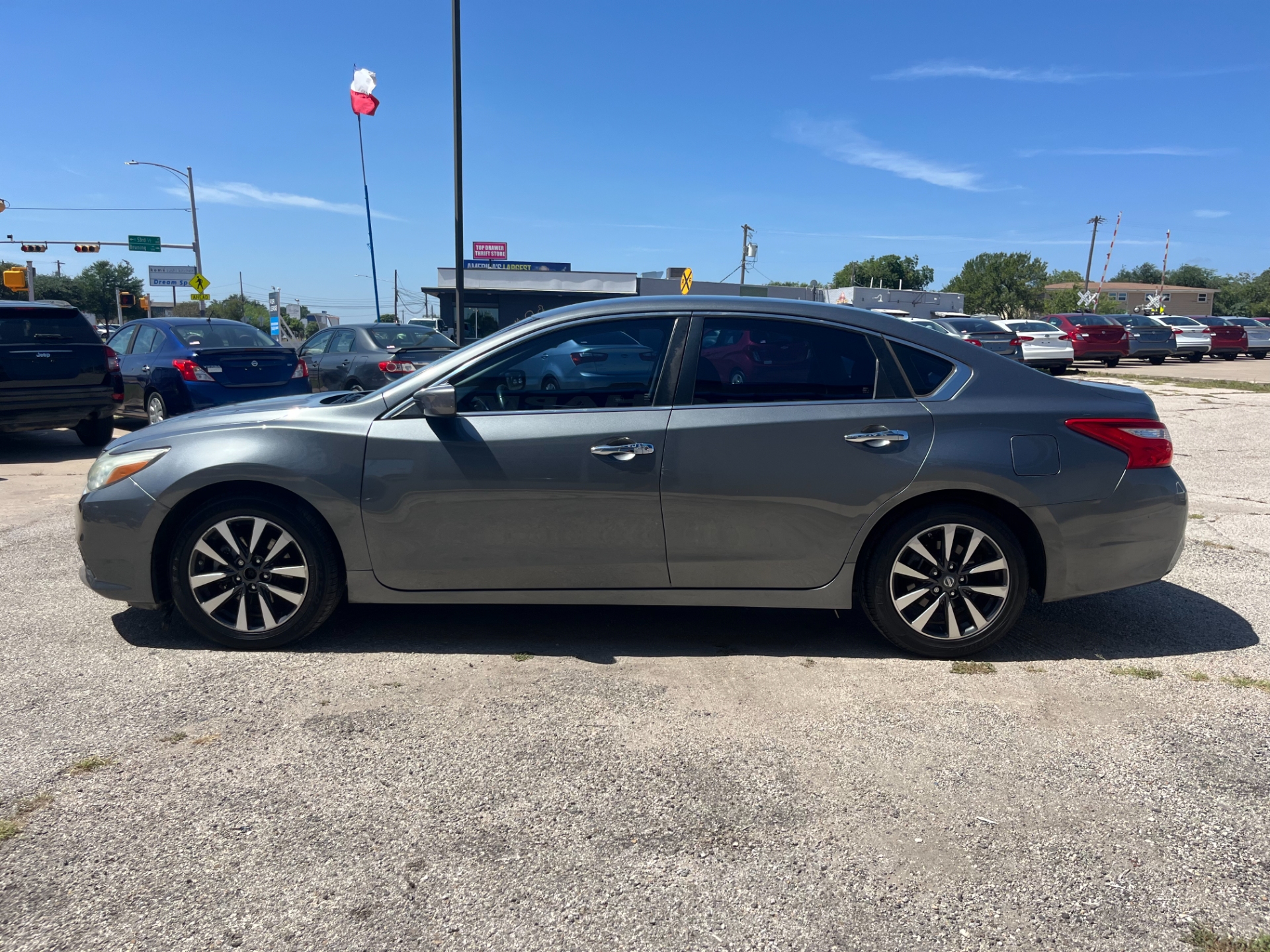 nissan altima 2017 1N4AL3APXHC262004 image nissan altima 2017 1N4AL3APXHC262004 image