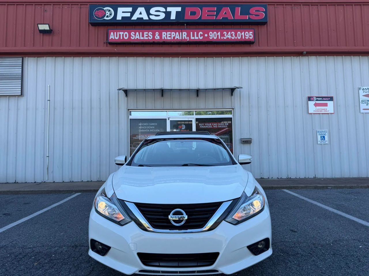 nissan altima 2017 1N4AL3AP5HC203166 image nissan altima 2017 1N4AL3AP5HC203166 image