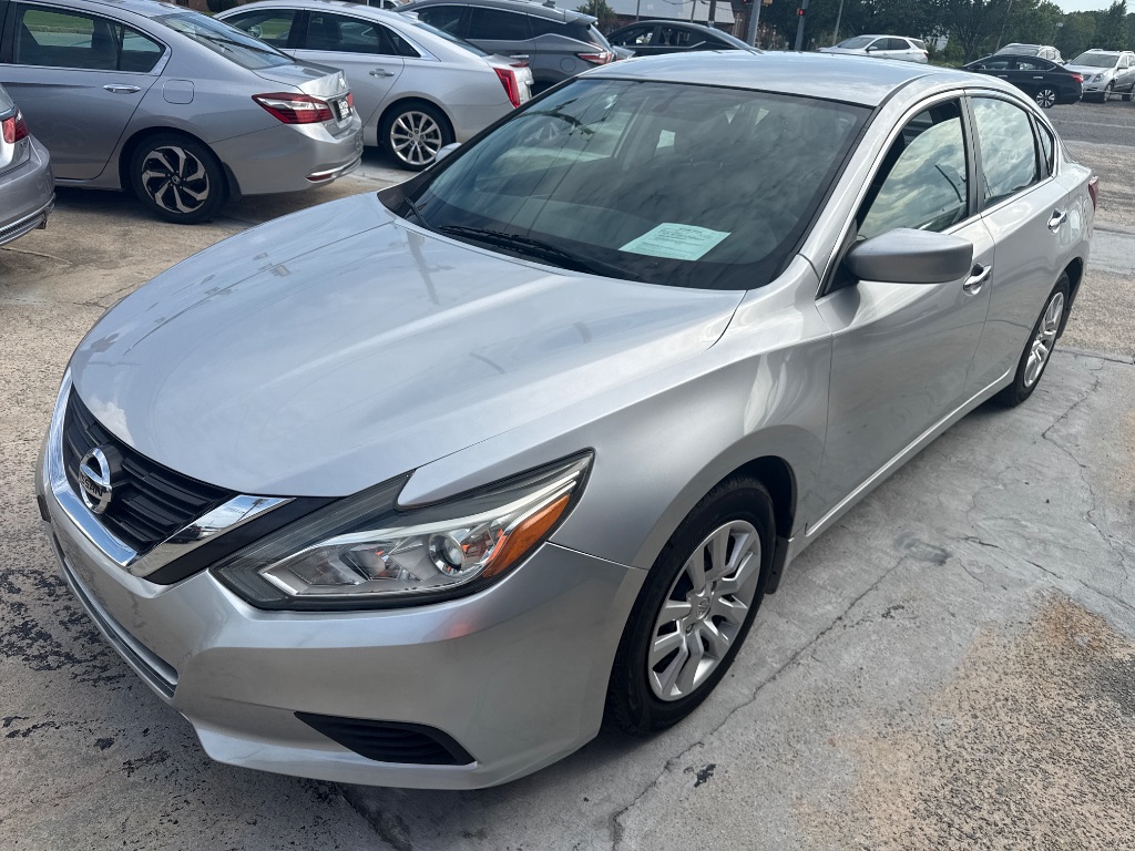 nissan altima 2017 1N4AL3AP4HC231511 image nissan altima 2017 1N4AL3AP4HC231511 image